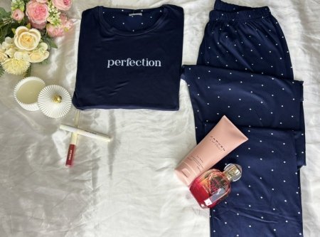 بيجاما قطن زبدة لون كحلي منقط ابيض خريفي