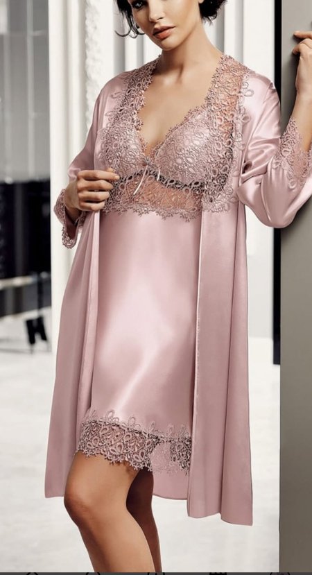 طقم عرائسي ستان ناعم 6 قطع لون زهر