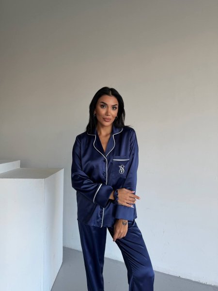 بيجاما victoria secret ستان ناعم كحلي